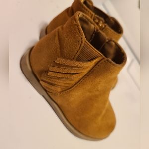 Old Navy Brown fringe kids booties